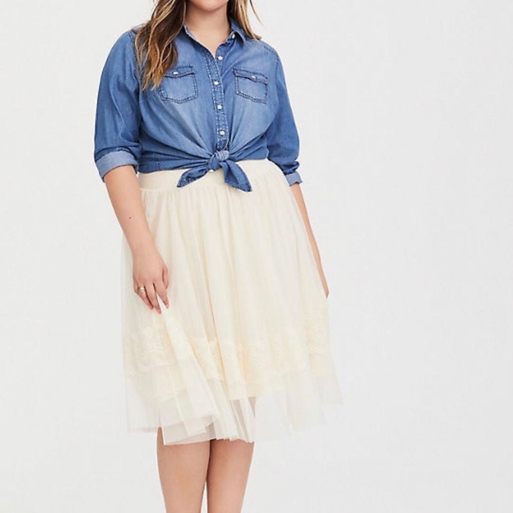 Ivory tulle & lace midi skirt